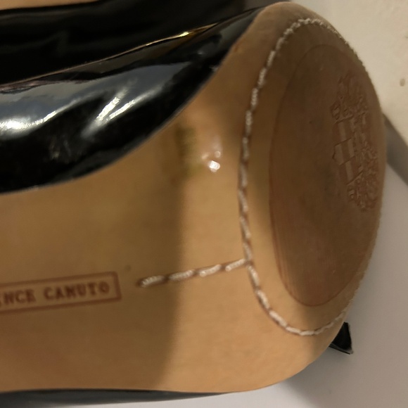 Vince Camuto pump - Picture 4 of 4